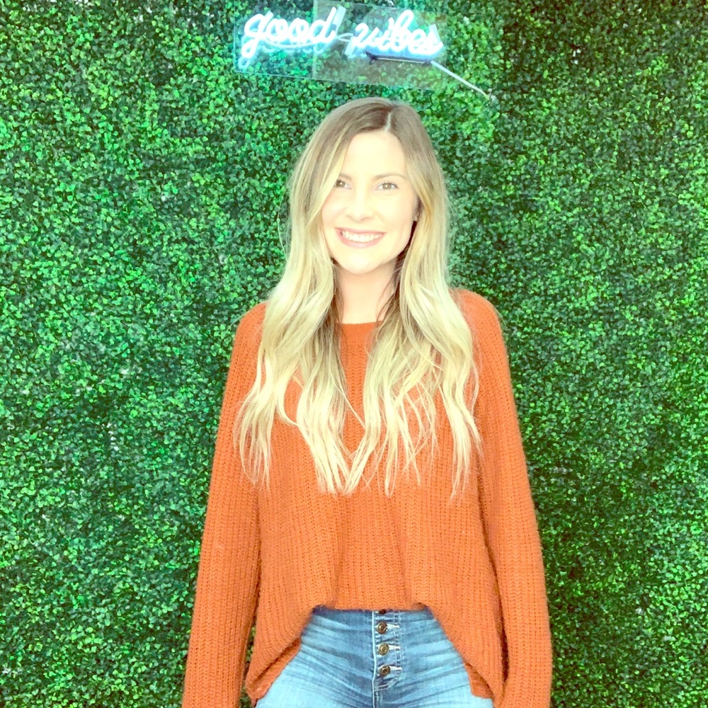 Meet your Posher, Ana